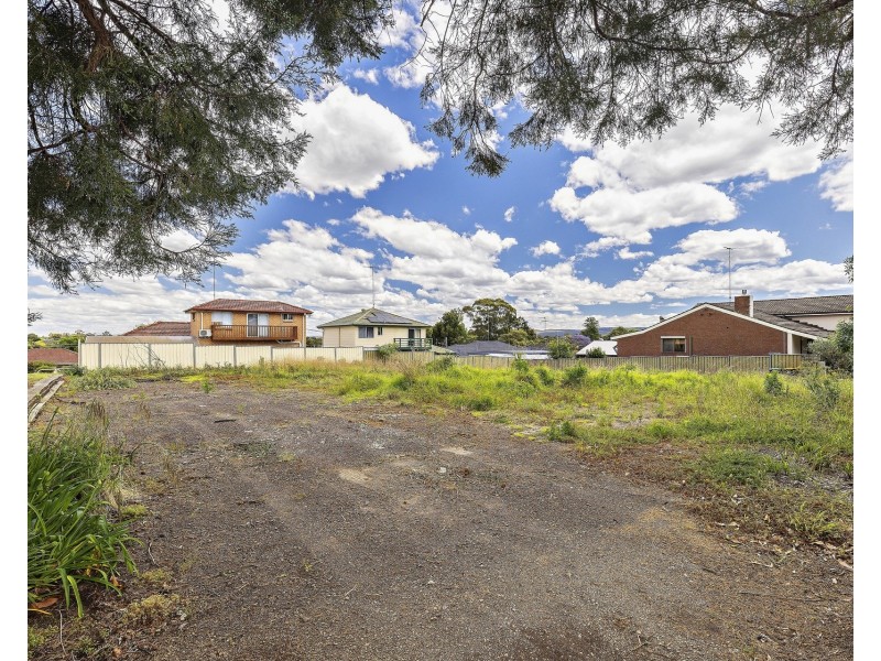 14 Banderra Road, South Penrith NSW 2750