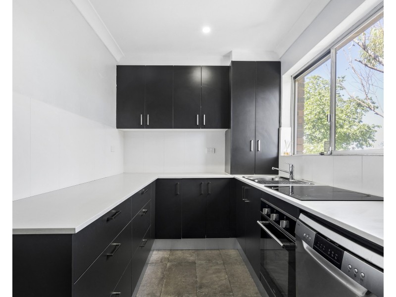 8/37-39 King Street, Penrith NSW 2750