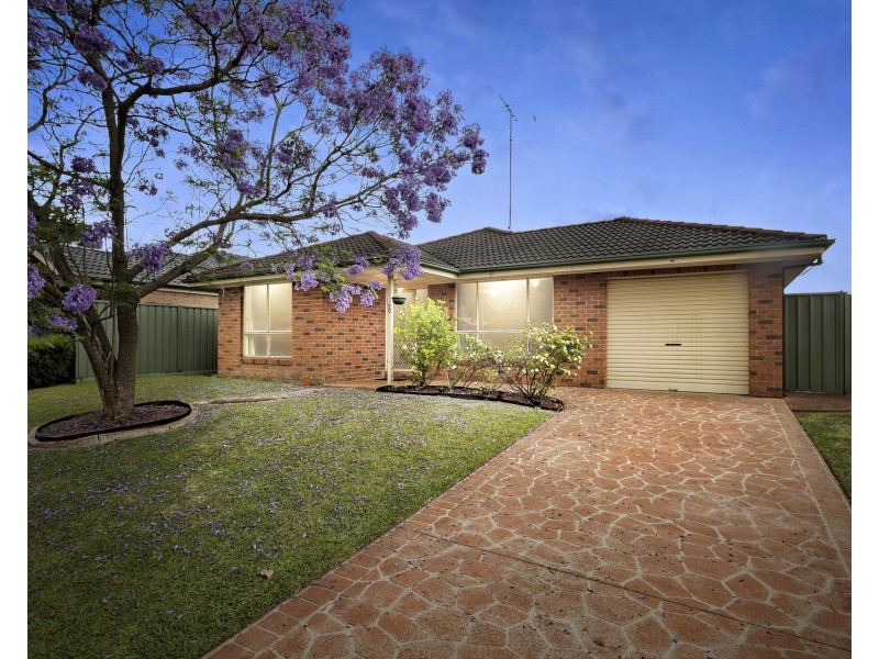 30 Linara Circuit, Glenmore Park NSW 2745