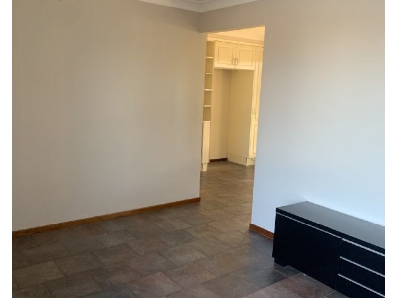 5A Orange Avenue, Claremont Meadows NSW 2747