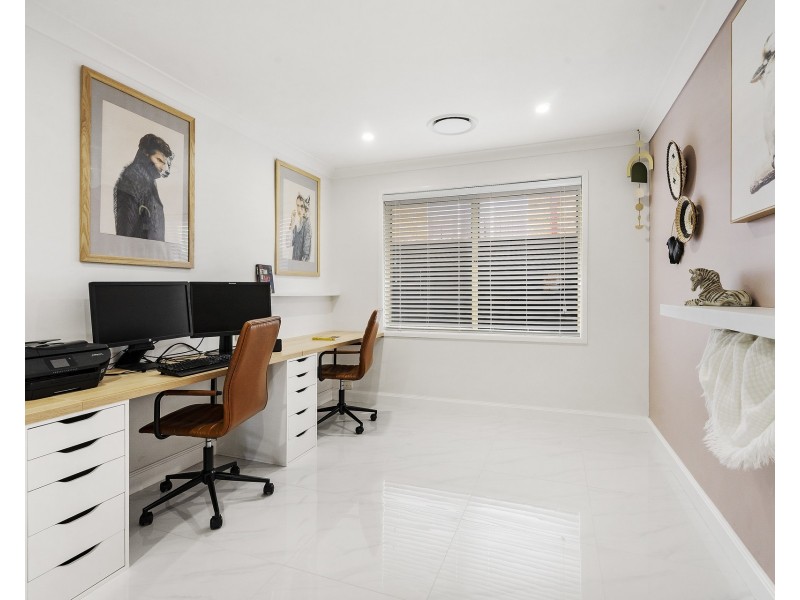 33 Rose Drive, Mount Annan NSW 2567