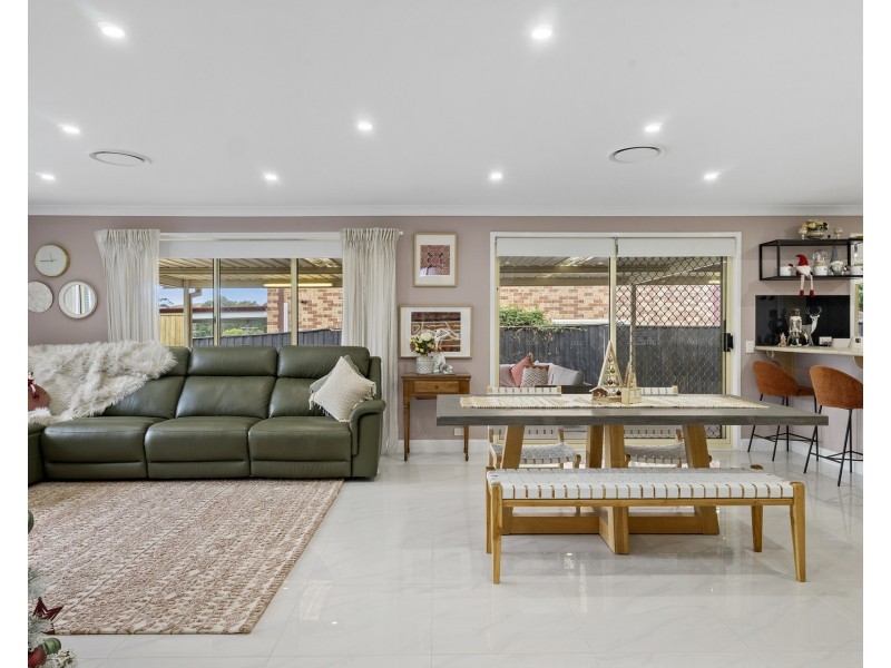 33 Rose Drive, Mount Annan NSW 2567