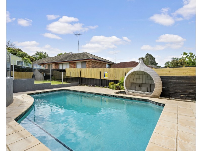 33 Rose Drive, Mount Annan NSW 2567