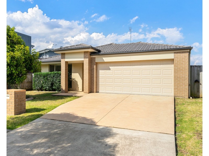 12 Tall Trees Drive, Glenmore Park NSW 2745