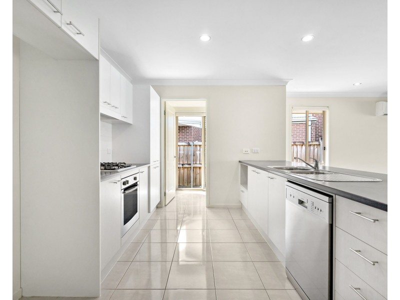 12 Tall Trees Drive, Glenmore Park NSW 2745