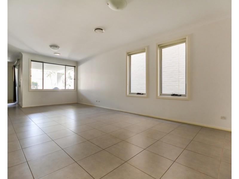 37 Sydney Smith Drive, Penrith NSW 2750