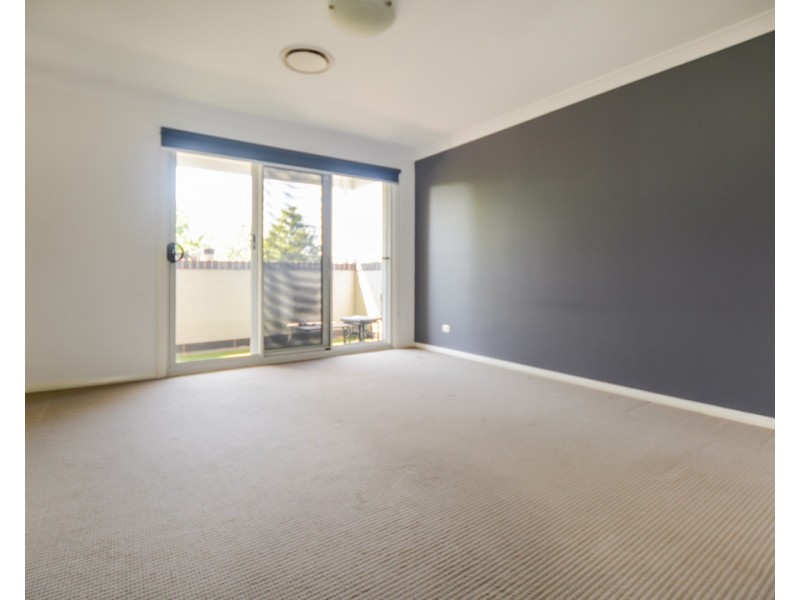 37 Sydney Smith Drive, Penrith NSW 2750