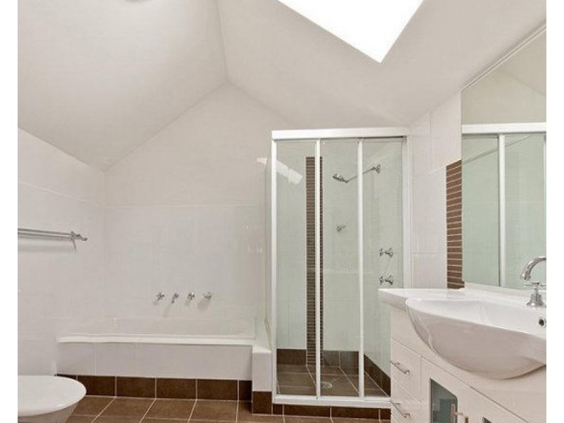 2/141 Jamison Road, Penrith NSW 2750