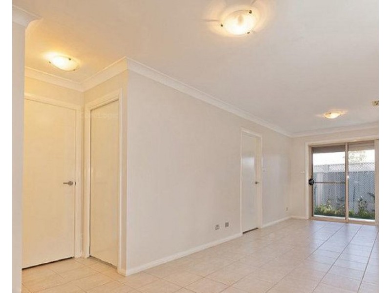 2/141 Jamison Road, Penrith NSW 2750