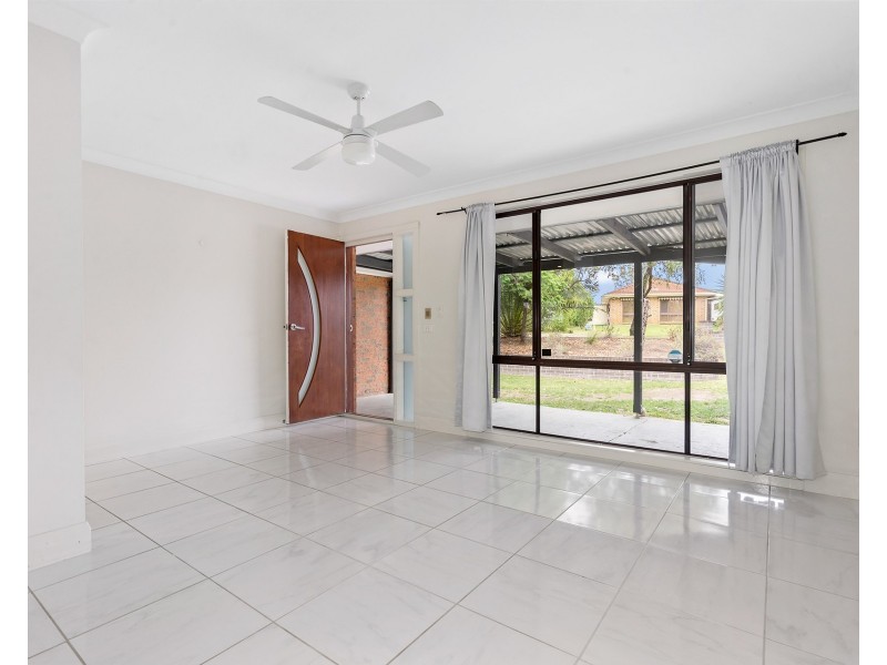 16 Debussy Place, Cranebrook NSW 2749