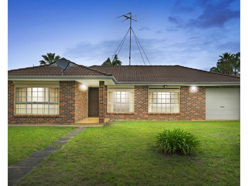 28 Martha Crescent, Cranebrook NSW 2749