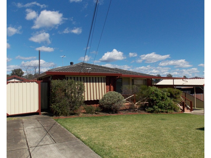 7 Rule Street, Cambridge Park NSW 2747