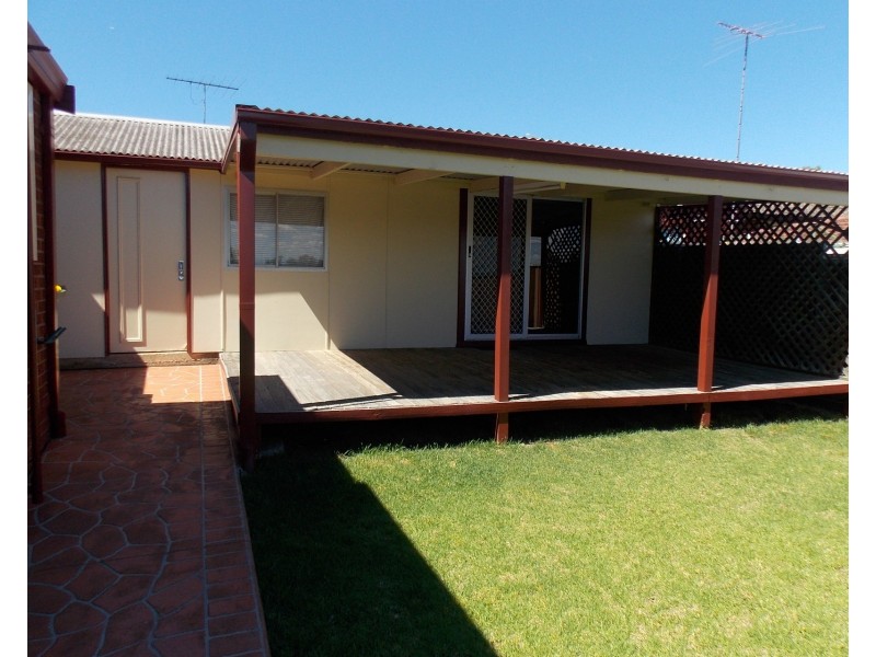 7 Rule Street, Cambridge Park NSW 2747