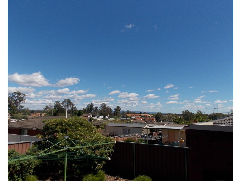 7 Rule Street, Cambridge Park NSW 2747