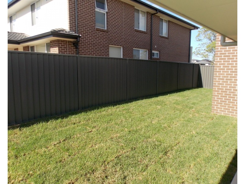 23 Edgewater Drive, Glenmore Park NSW 2745