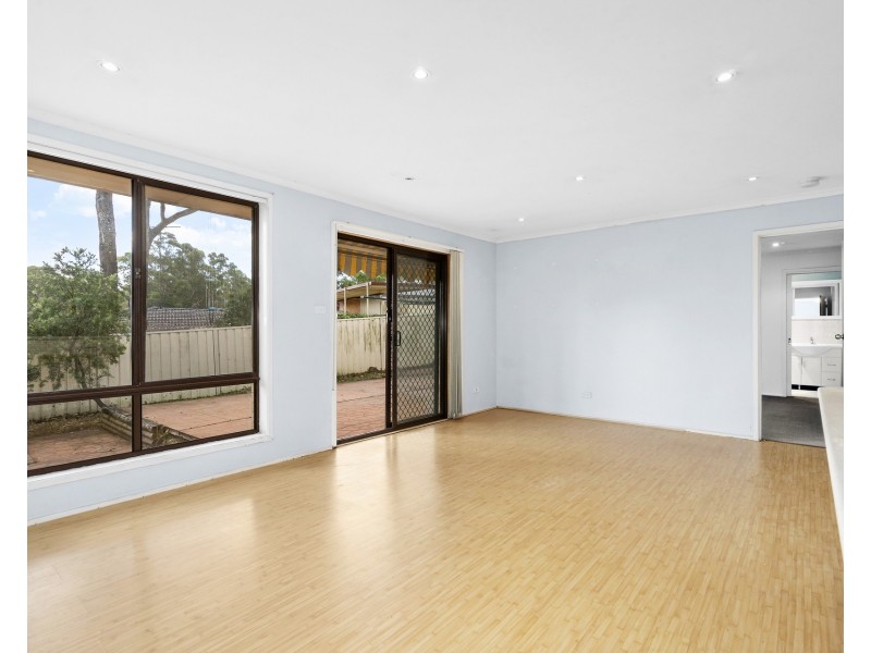 2 Pensax Road, Cranebrook NSW 2749