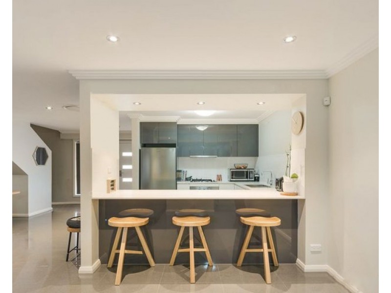 21/400 Glenmore Parkway, Glenmore Park NSW 2745