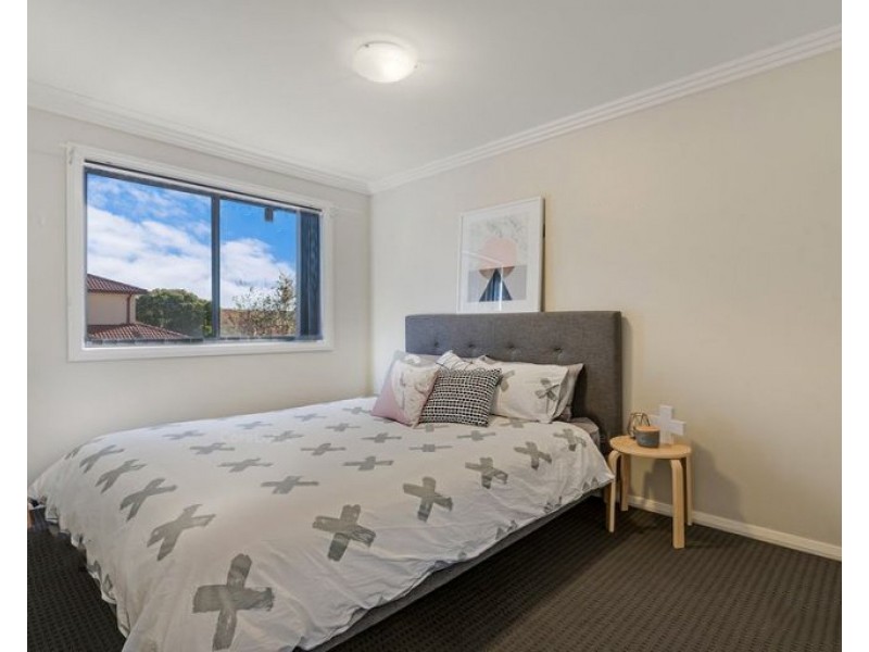 21/400 Glenmore Parkway, Glenmore Park NSW 2745