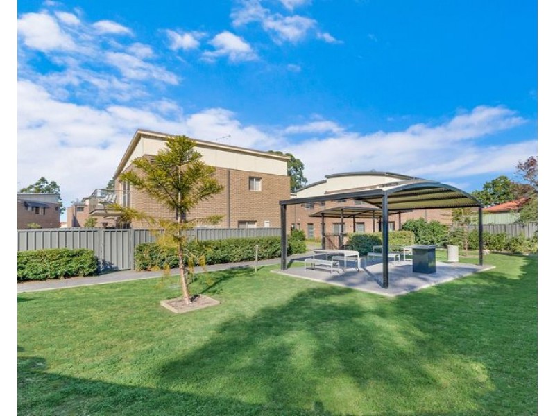 21/400 Glenmore Parkway, Glenmore Park NSW 2745