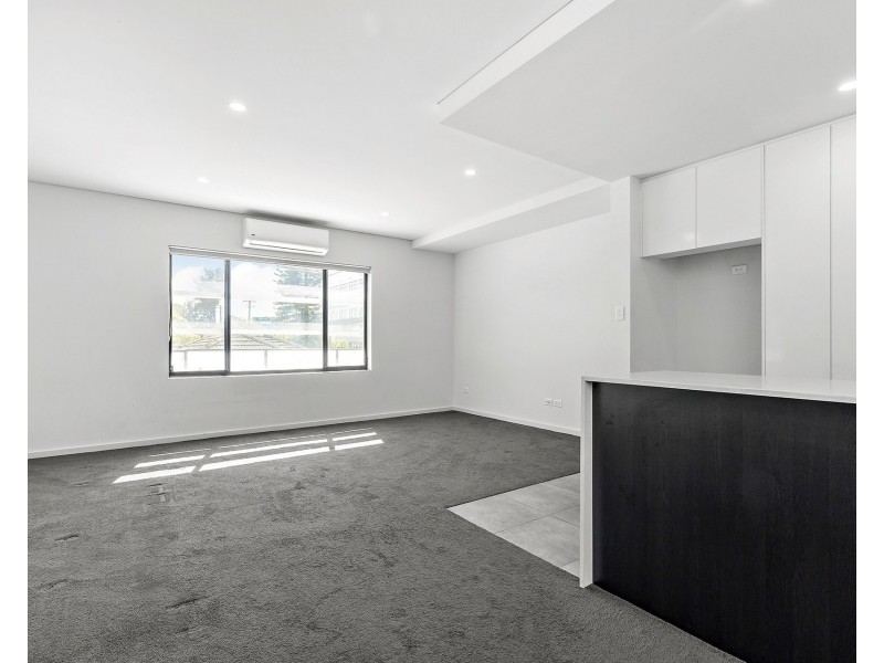 1/5 Lethbridge Street, Penrith NSW 2750