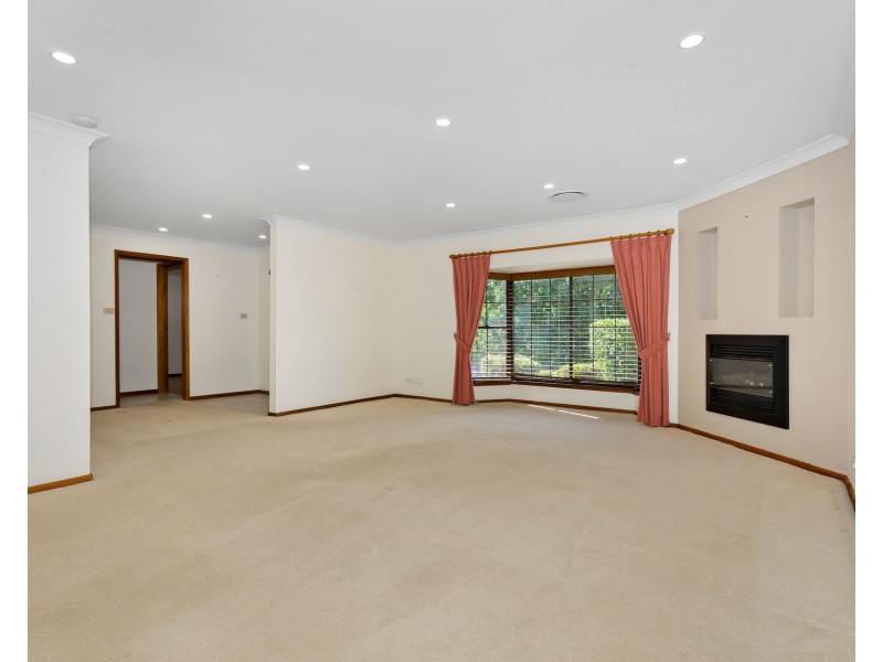 8 Strickland Place, Erskine Park NSW 2759