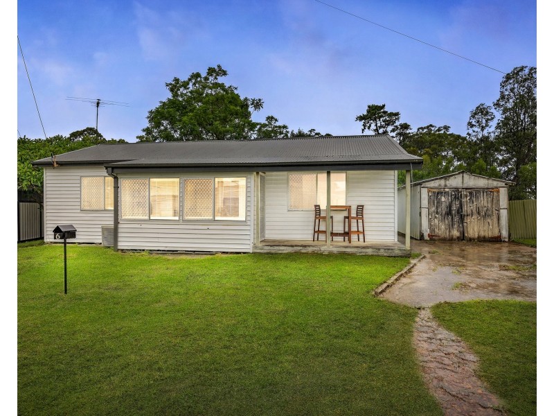 6 First Street, Warragamba NSW 2752