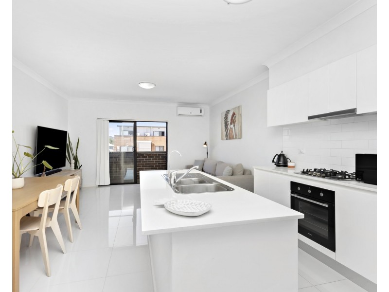 38/2 Glenmore Ridge Drive, Glenmore Park NSW 2745