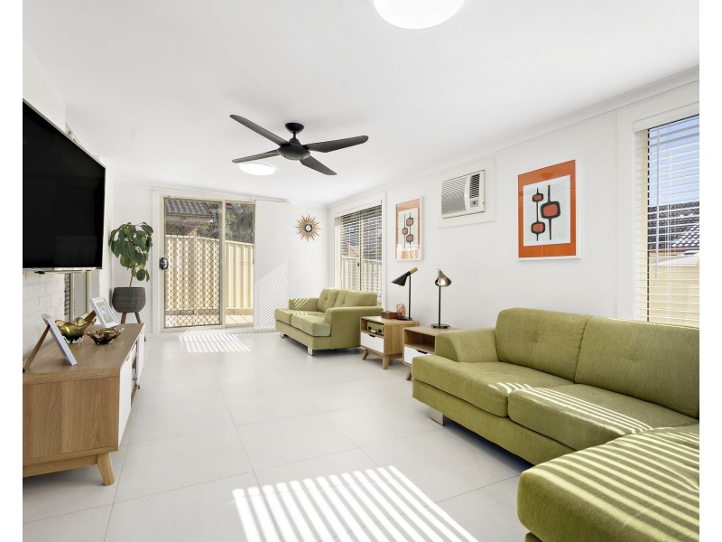 1/51 Goldmark Crescent, Cranebrook NSW 2749