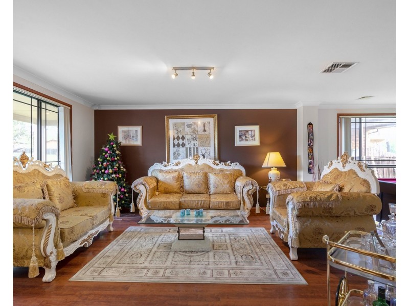 13 Briery Place, Cranebrook NSW 2749