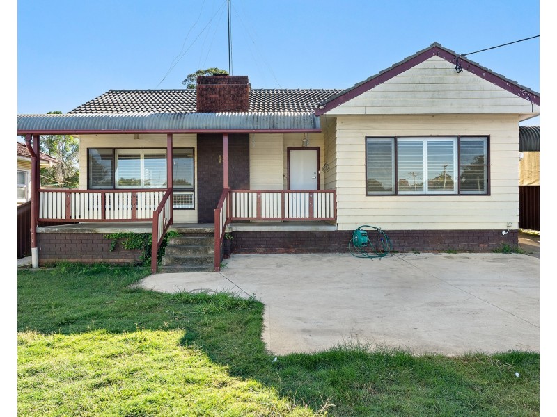 15 Reddan Avenue, Penrith NSW 2750