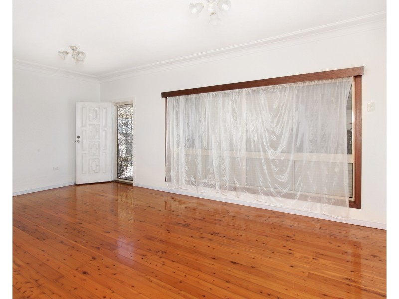 162 Richmond Road, Cambridge Park NSW 2747