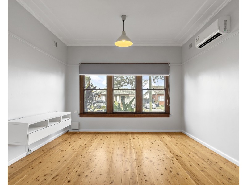 45 & 45A Lincoln Drive, Cambridge Park NSW 2747