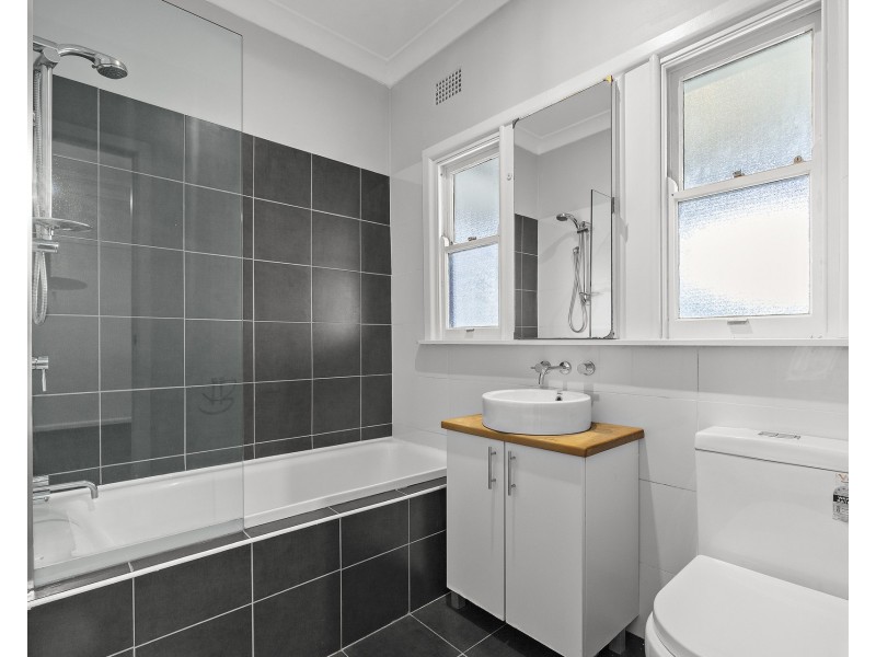 45 & 45A Lincoln Drive, Cambridge Park NSW 2747