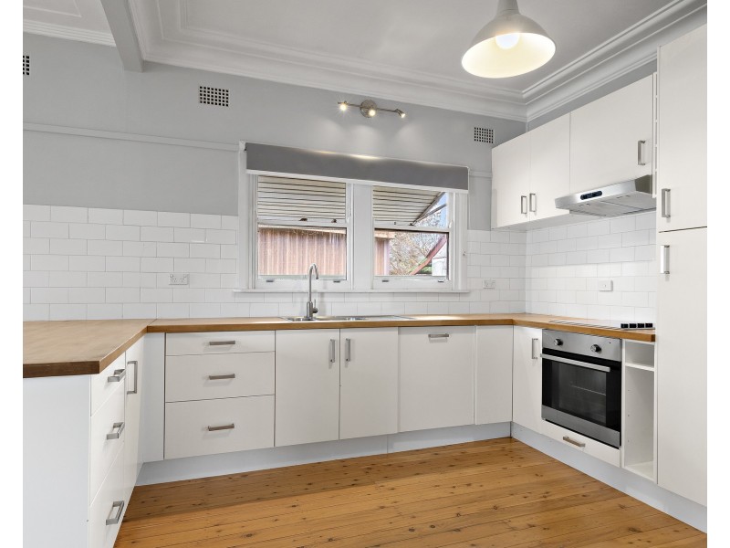 45 & 45A Lincoln Drive, Cambridge Park NSW 2747