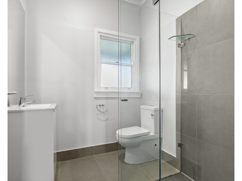 45 & 45A Lincoln Drive, Cambridge Park NSW 2747