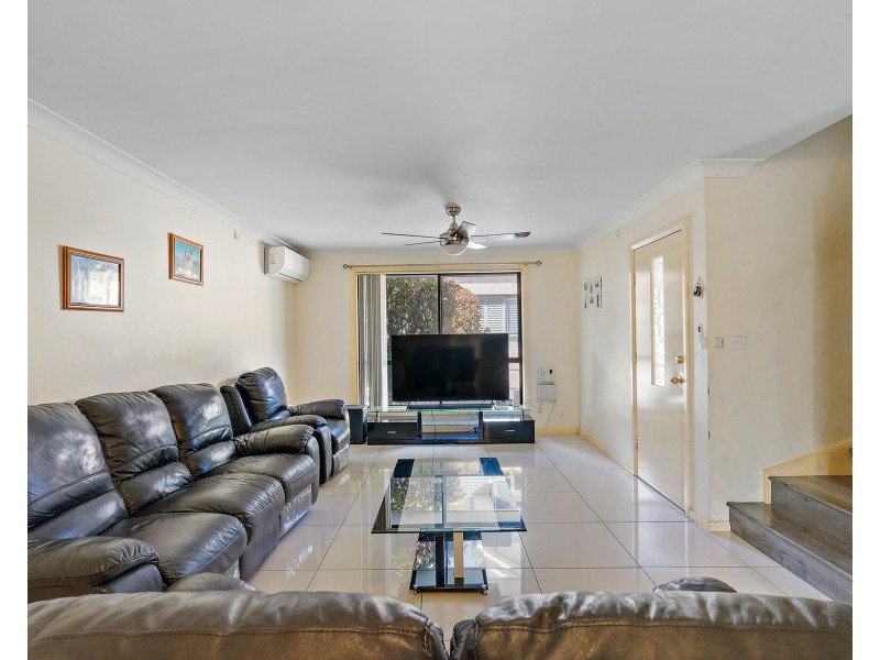 4/27 Barlow Street, Cambridge Park NSW 2747