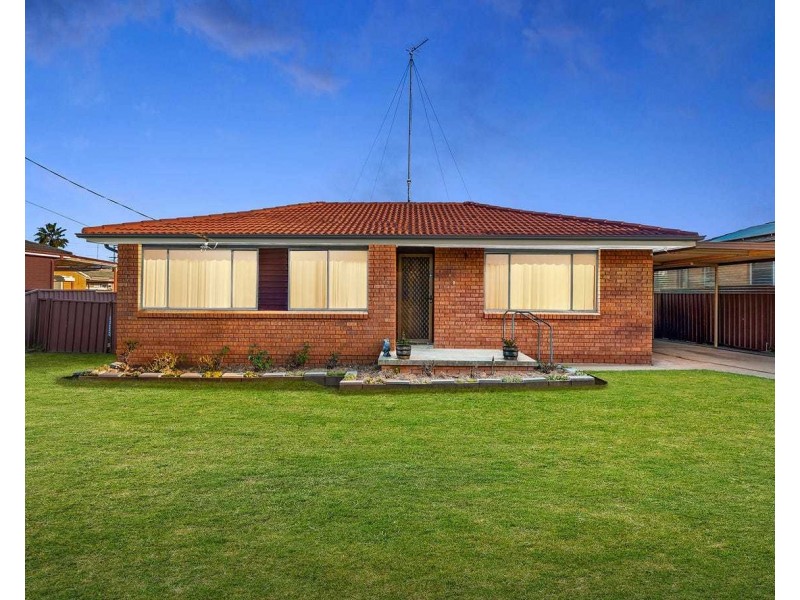 6 Gilbert Street, Colyton NSW 2760