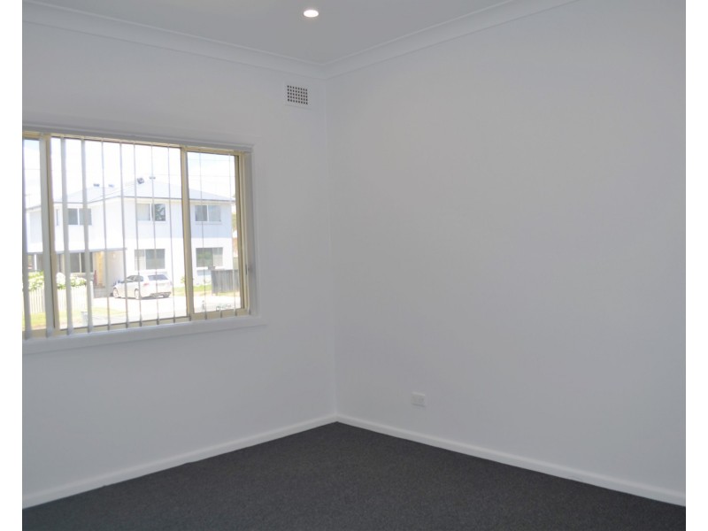 9 Worcester Road, Cambridge Park NSW 2747