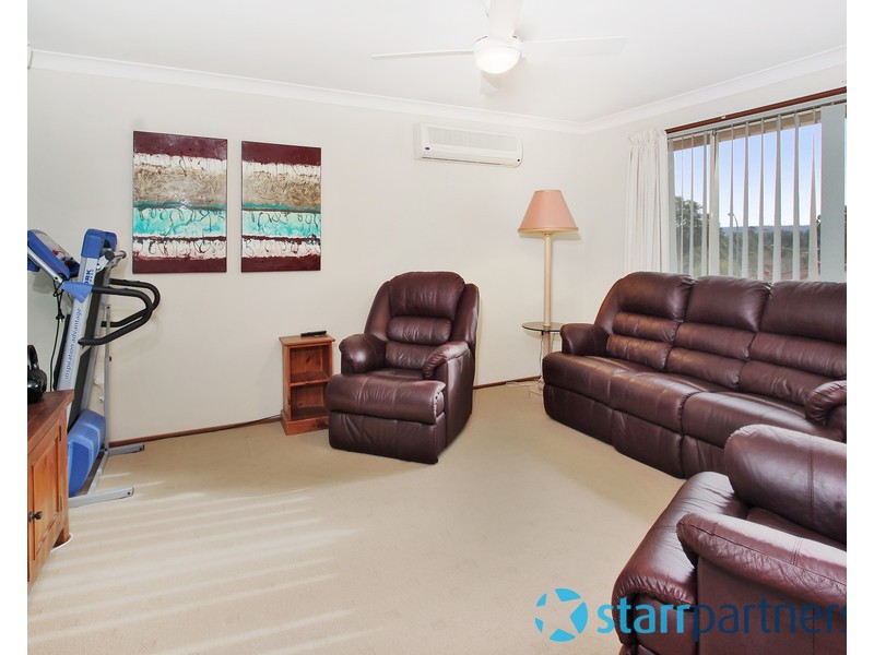 6 Barry Coe Place, Cranebrook NSW 2749