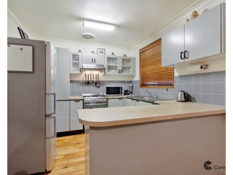 5 Palena Crescent, St Clair NSW 2759