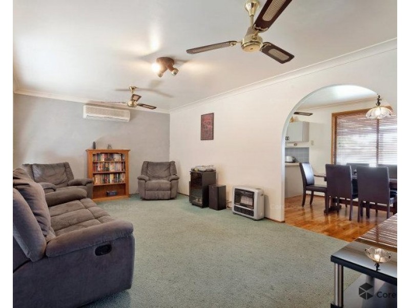 5 Palena Crescent, St Clair NSW 2759