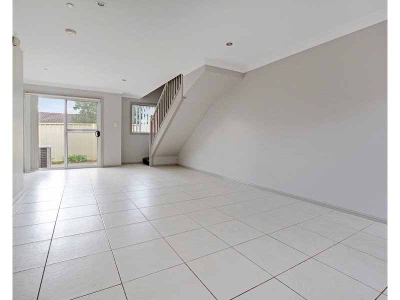 2/70 Stafford Street, Kingswood NSW 2747