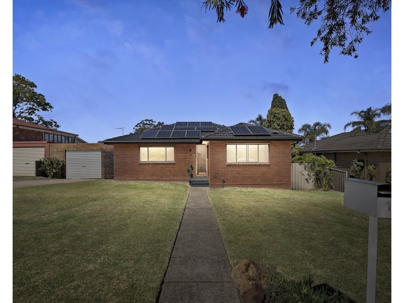 18 Susanne Place, Cambridge Park NSW 2747