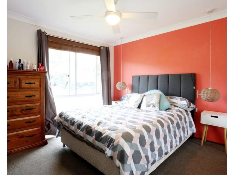 28 Burrinjuck Street, Leumeah NSW 2560