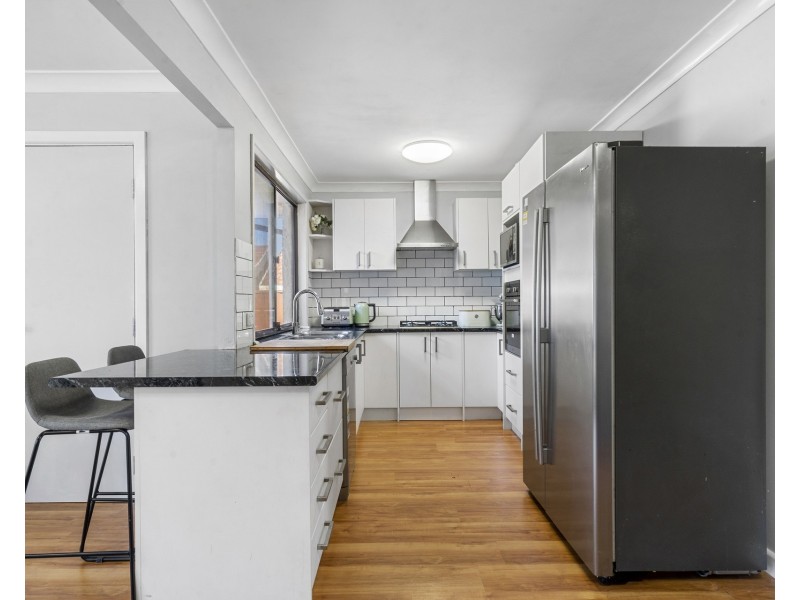 14 Goldmark Crescent, Cranebrook NSW 2749