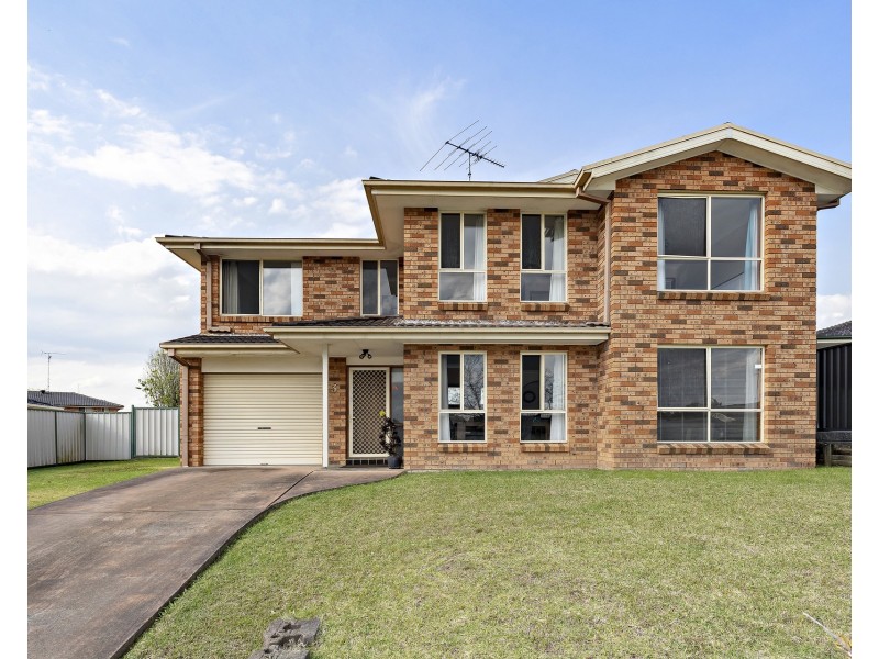 3 Rainbow Close, Glenmore Park NSW 2745