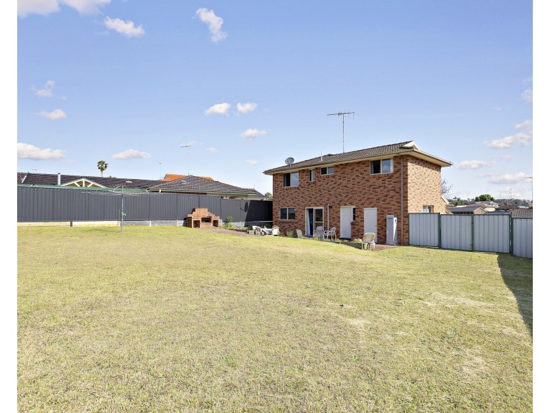 3 Rainbow Close, Glenmore Park NSW 2745