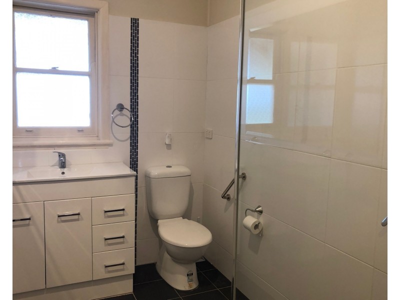 111 Victoria Street, Cambridge Park NSW 2747