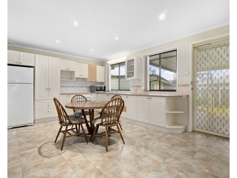 6 Sonya Close, Jamisontown NSW 2750