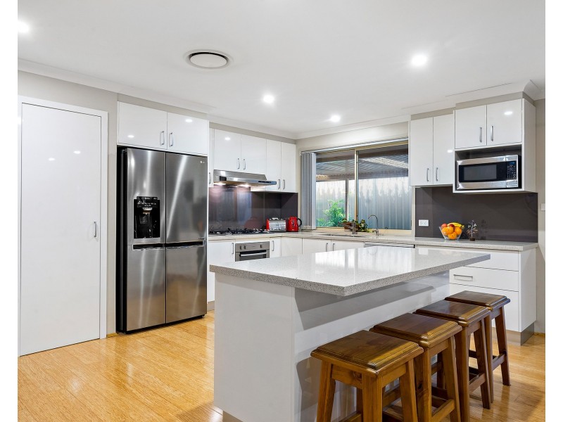 19 Kookaburra Crescent, Glenmore Park NSW 2745